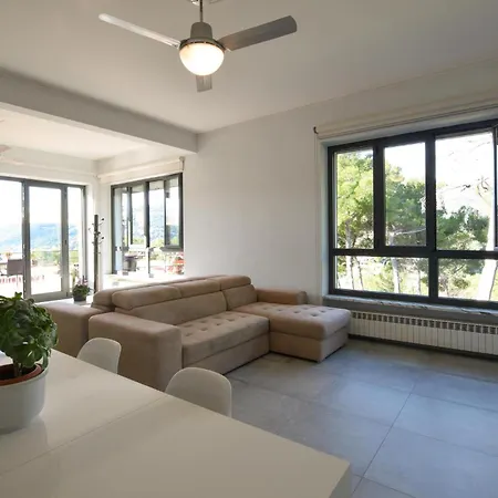 Apartamento 3 Bedroom Beautiful Apartment In Marina Di Andora Marina dʼAndora