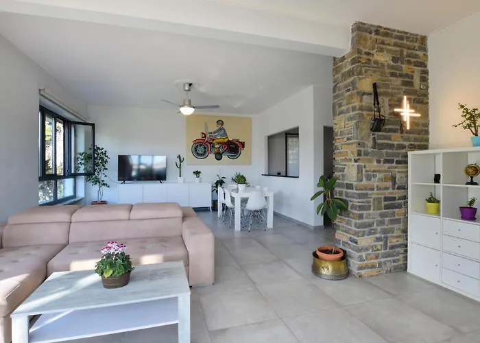 Apartment Beautiful In Marina Di With Wifi *