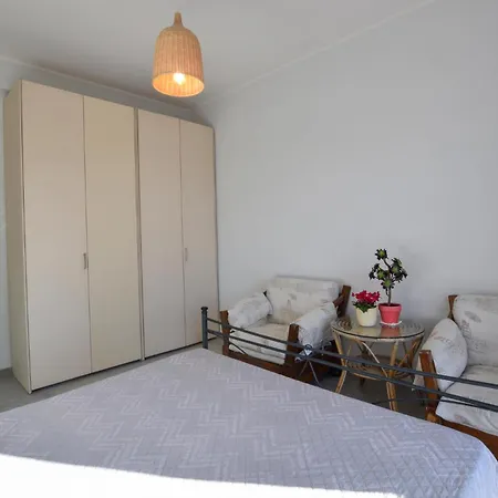 3 Bedroom Beautiful In Marina Di